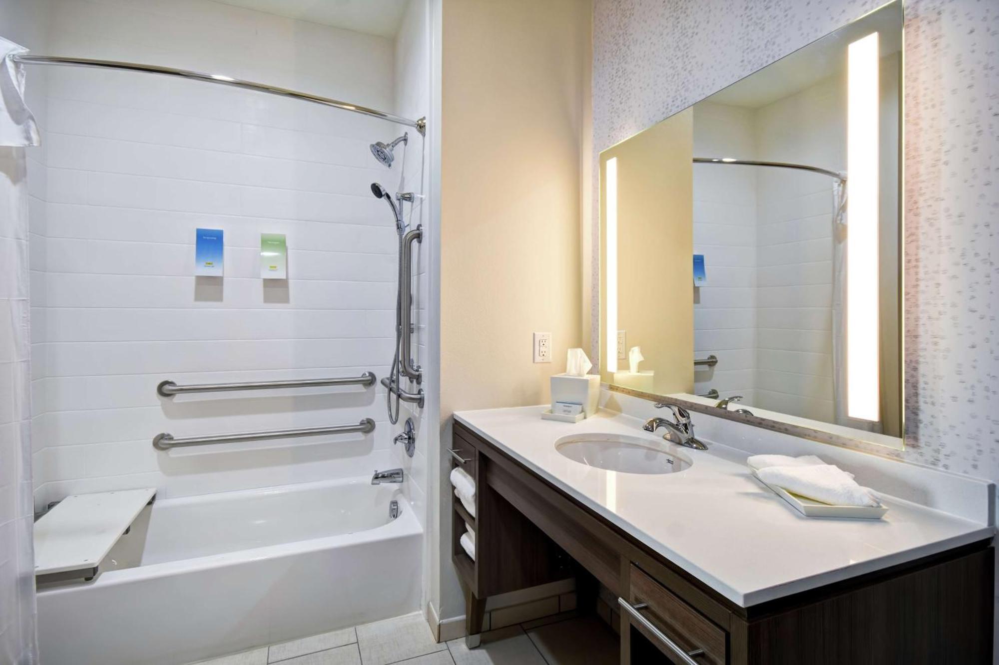 โฮม2 สวีท บาย ฮิลตัน ฟอร์ตเวิร์ท / ฟอสซิล ครีก Hotel ภายนอก รูปภาพ